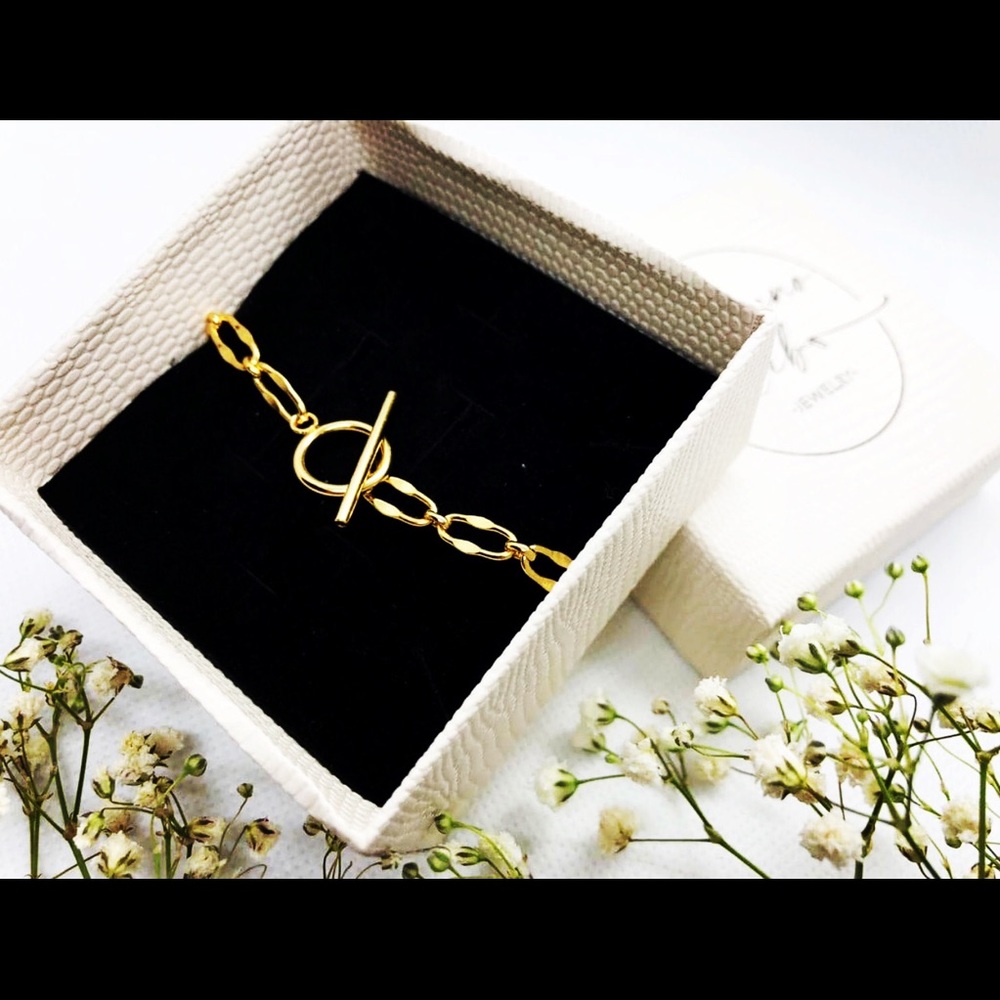 Iconic Link Chain Bracelet